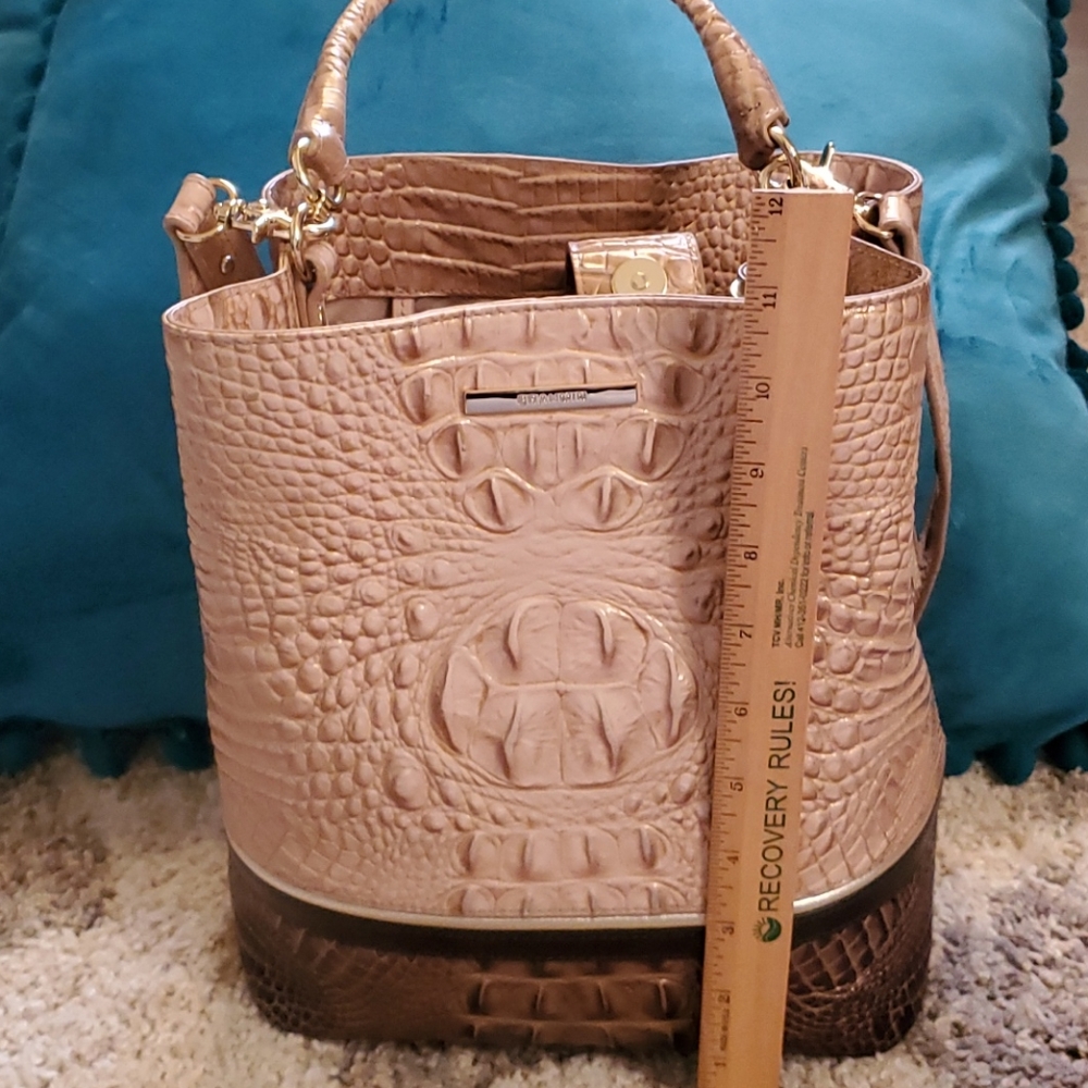 The Amelia is a classic bucket bag.